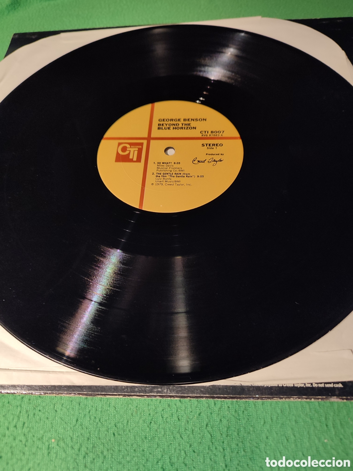 Discos de vinilo: George Benson - Beyond the blue Horizon - Foto 3