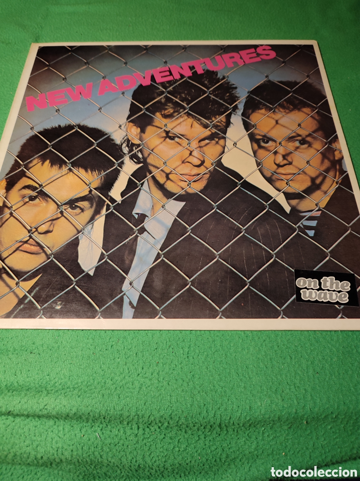 Discos de vinilo: New Adventures - On wave - Foto 1