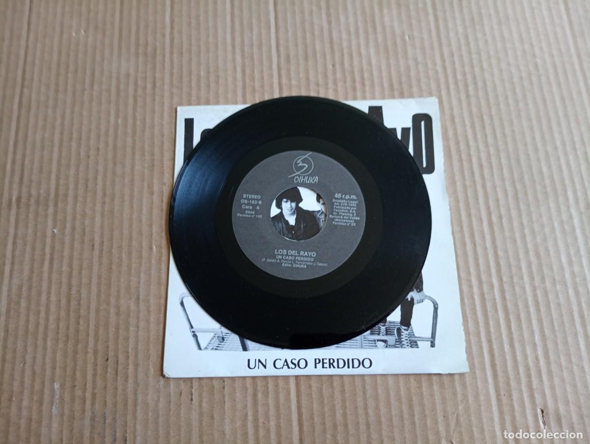Discos de vinilo: LOS DEL RAYO - UN CASO PERDIDO SINGLE 1990 - Foto 2