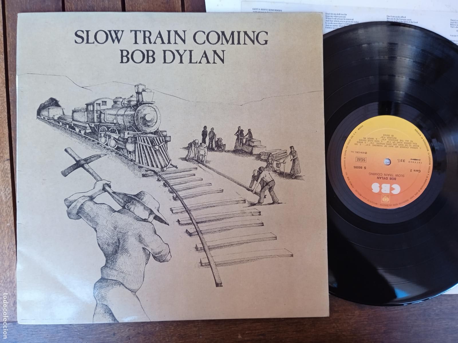 Discos de vinilo: BOB DYLAN LP. SLOW TRAIN COMING. MADE IN SPAIN. 1979. - Foto 1