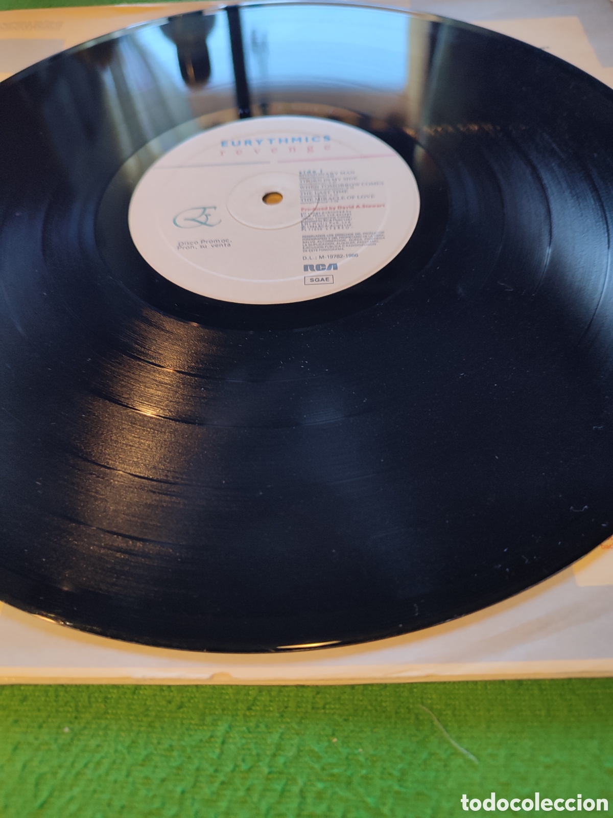 Discos de vinilo: Eurythmics - Revenge - Foto 3