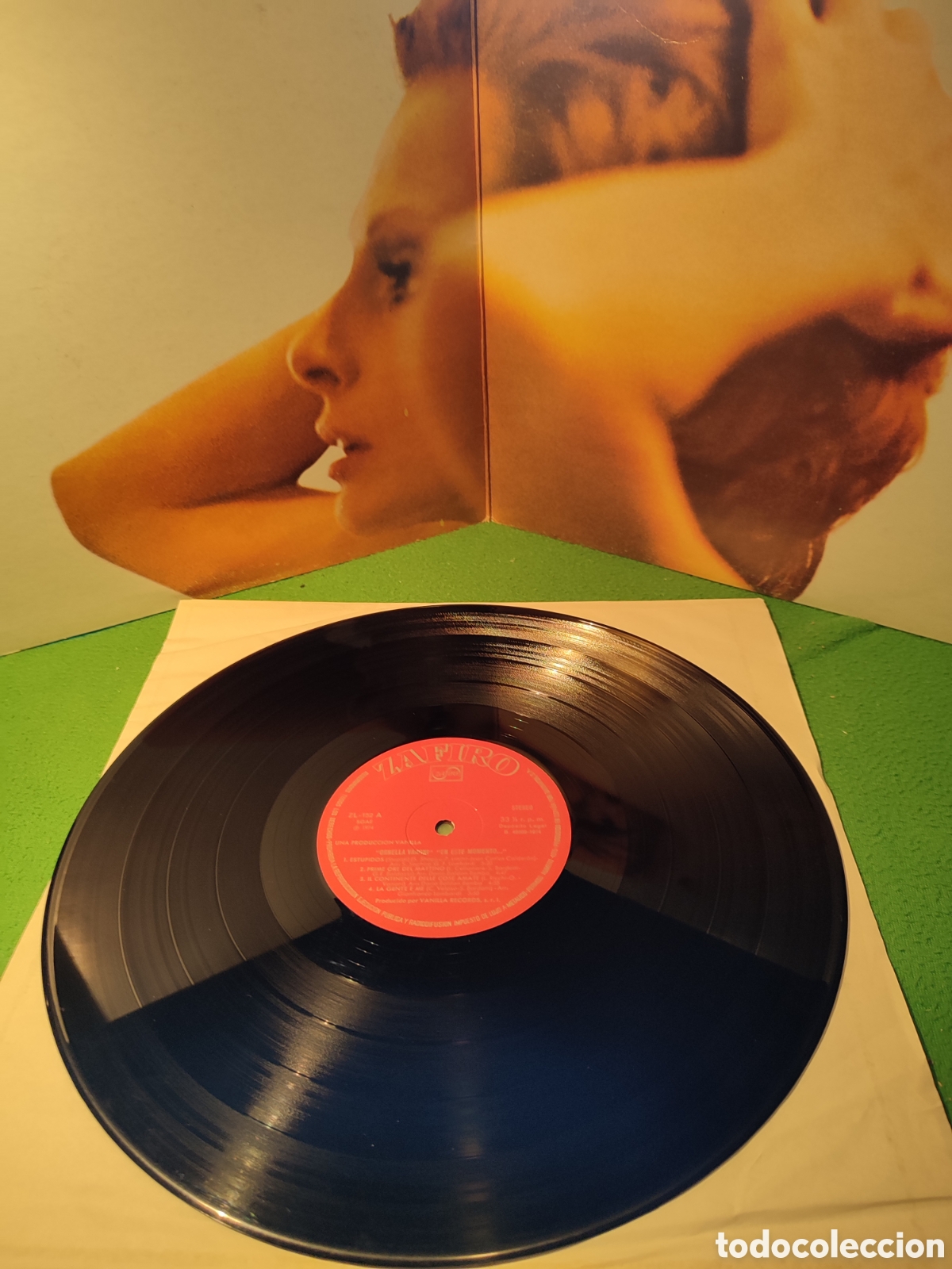 Discos de vinilo: Ornella Vanoni - En &eacute;ste momento - Foto 2