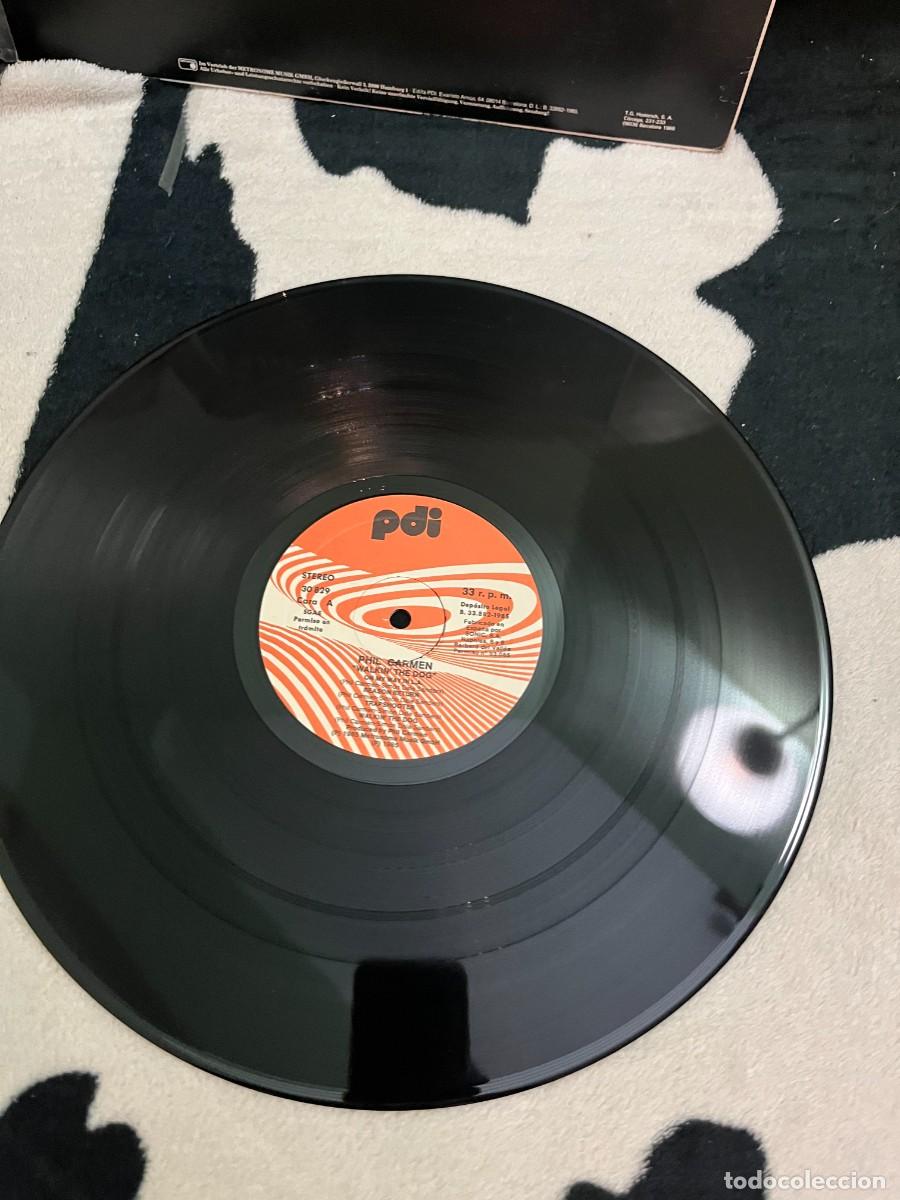 Discos de vinilo: Phil Carmen &lrm;&ndash; Walkin The Dog - Foto 3