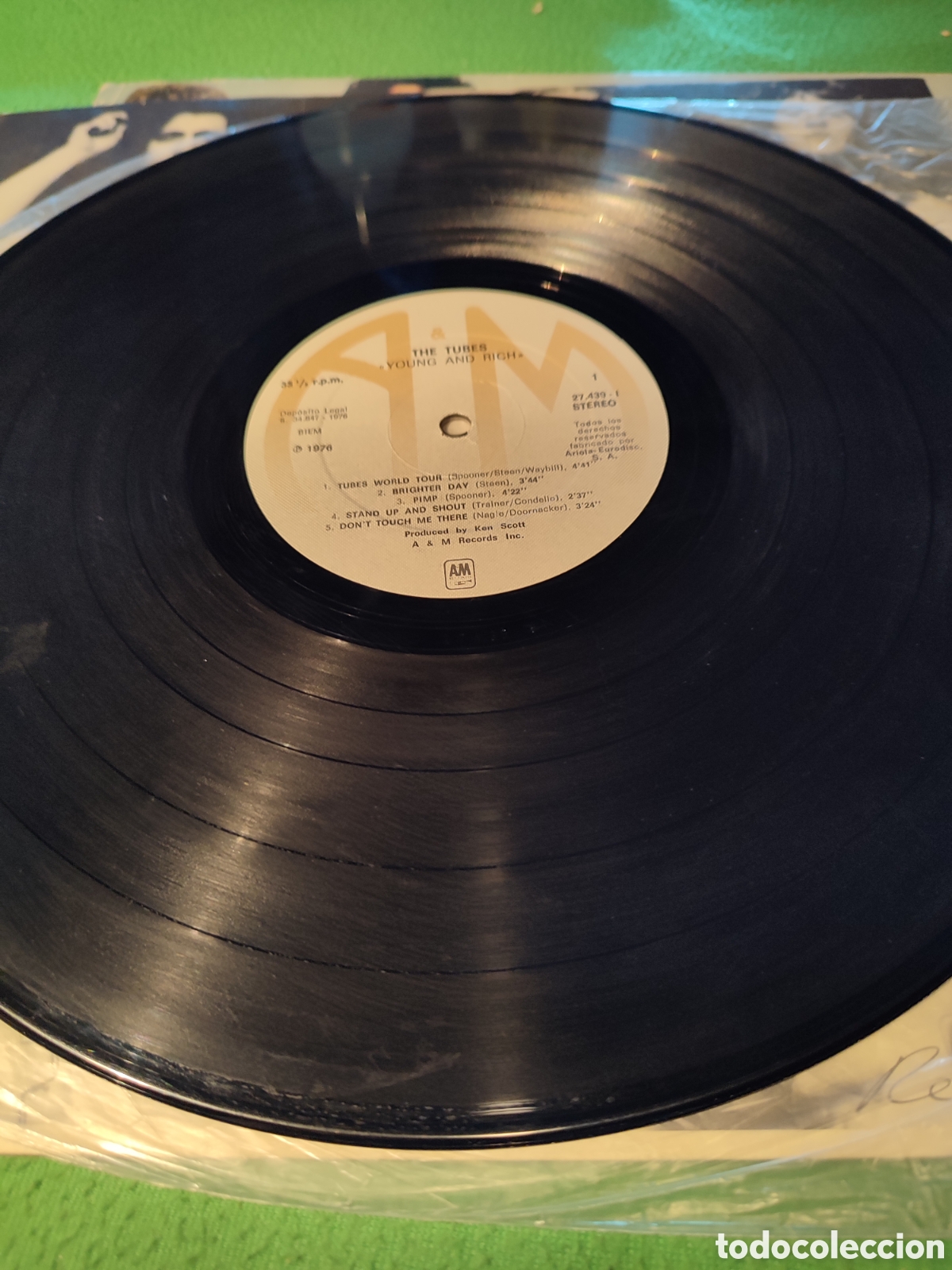 Discos de vinilo: The Tubes - Young and rich Vinilo Lp - Foto 3