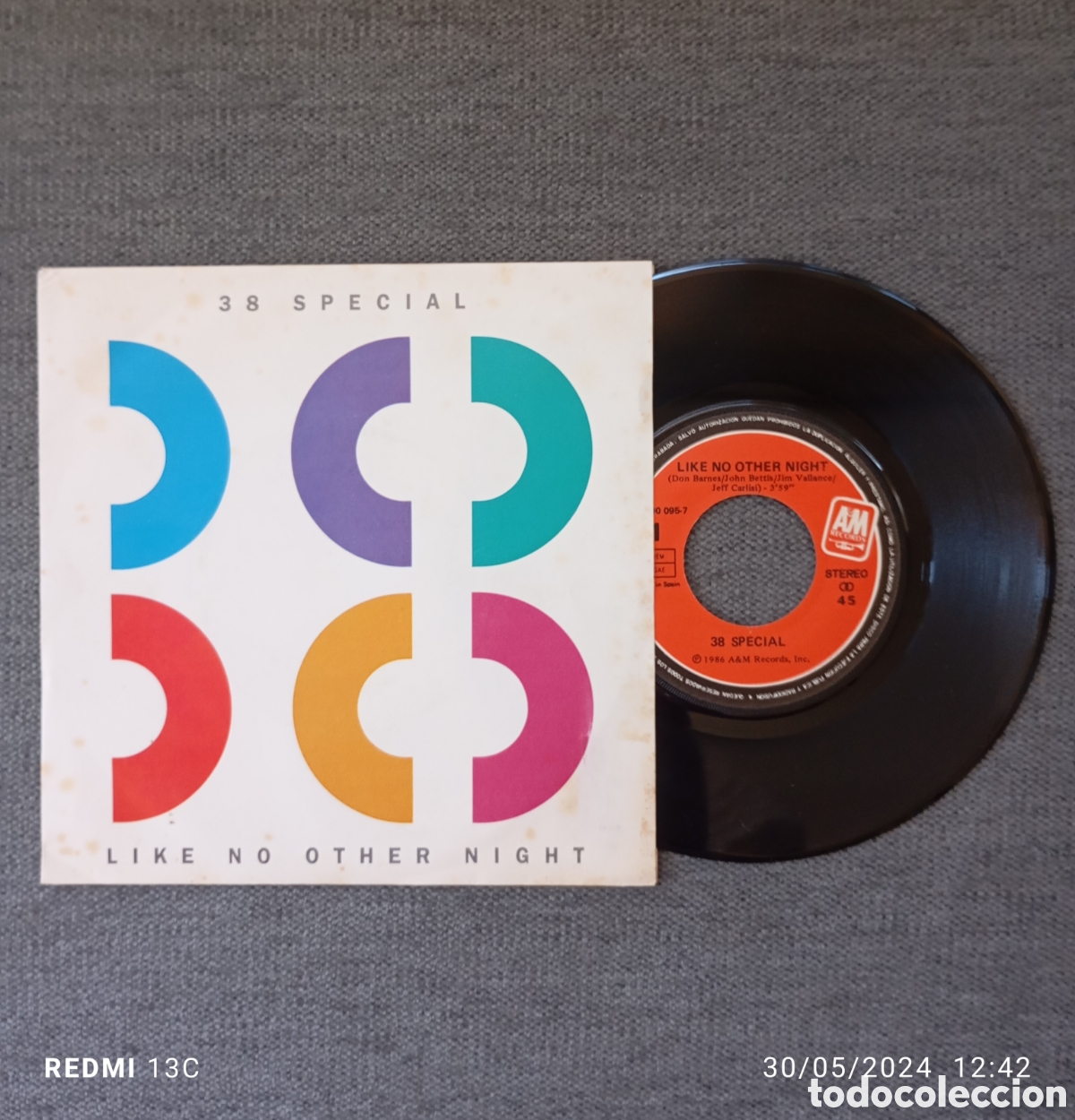 Disques de vinyle: 38 Special. Like no other night/ Heart's on fire. Single 7&rdquo; aňo 1986