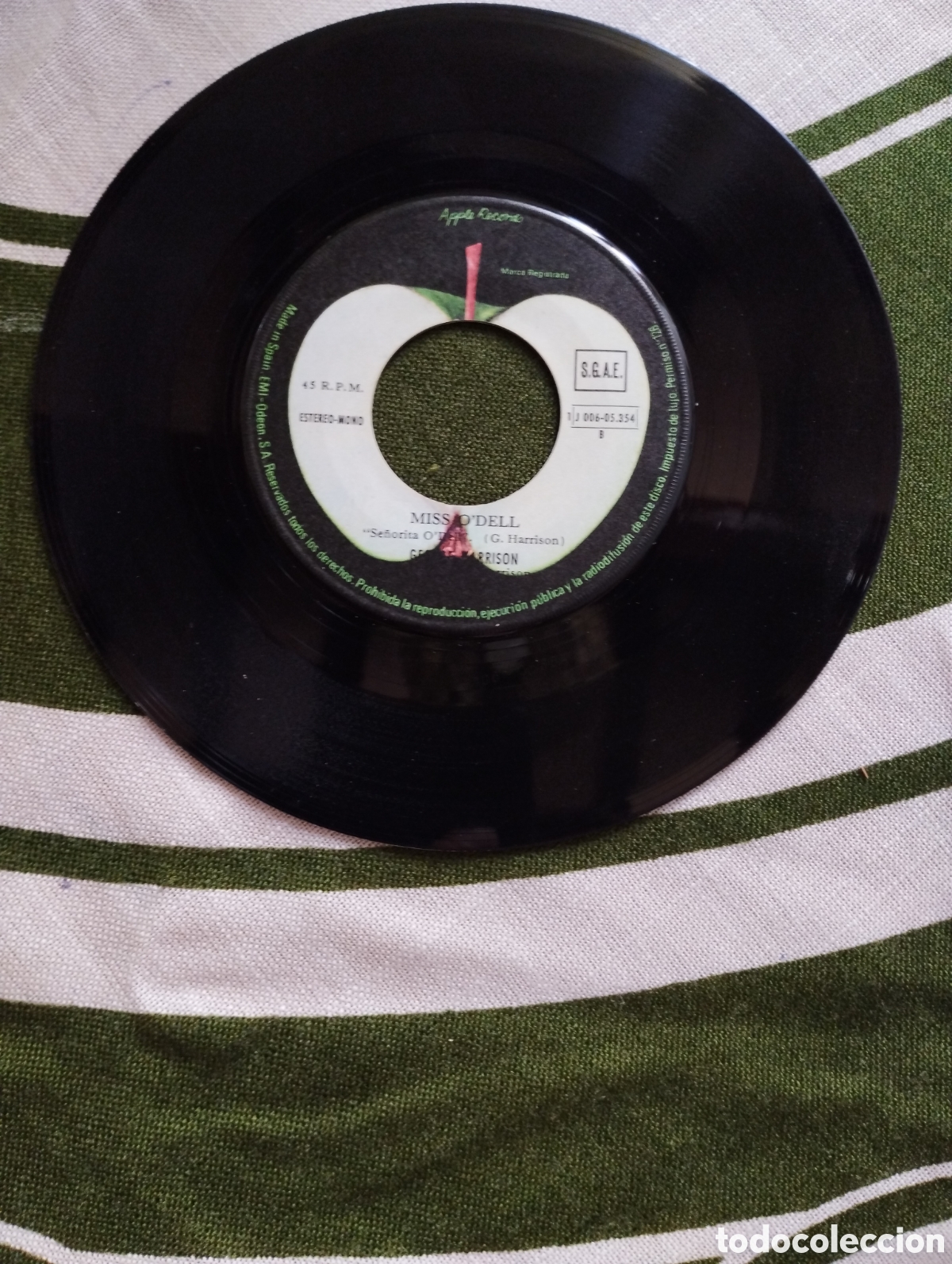 Discos de vinilo: George Harrison give me love - Foto 3