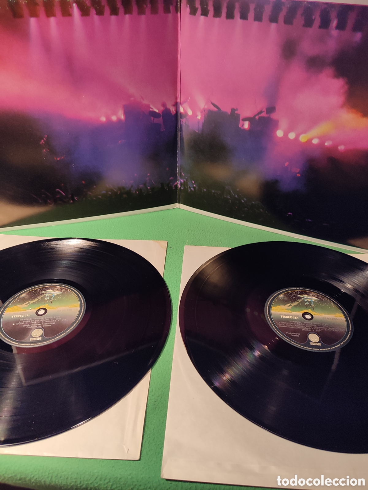 Discos de vinilo: G&eacute;nesis - Three sides Live 2 Lps - Foto 2