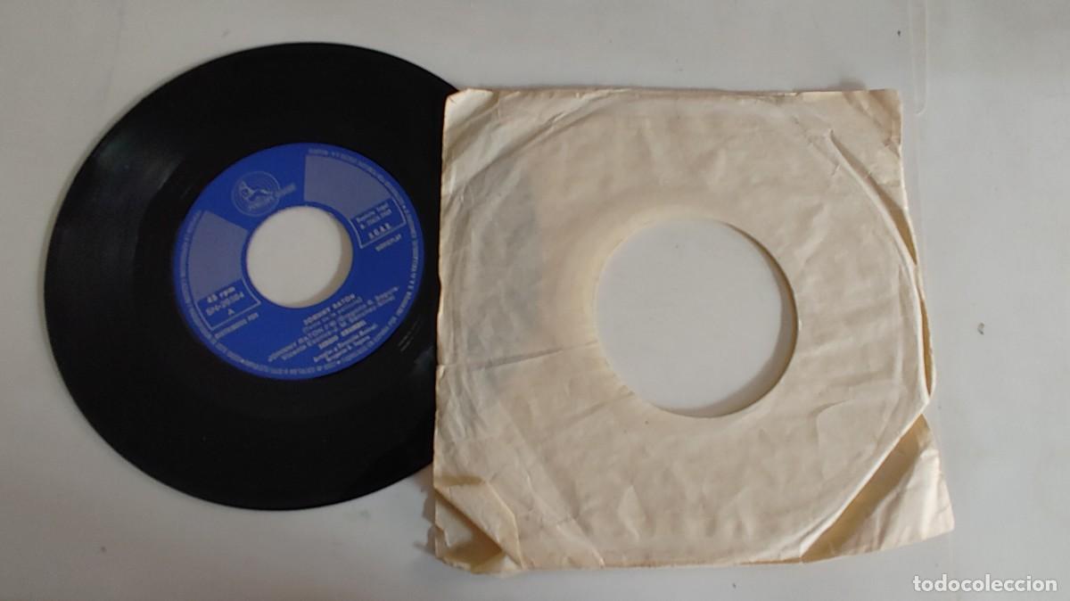Discos de vinilo: SERGIO KRUMBEL-SINGLE JOHNNY RATON-SIN FUNDA - Foto 2