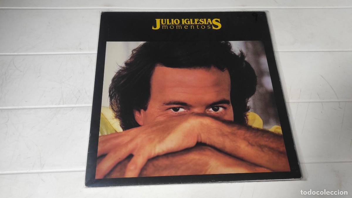Discos de vinilo: LP JULIO IGLESIAS - MOMENTOS - Foto 1