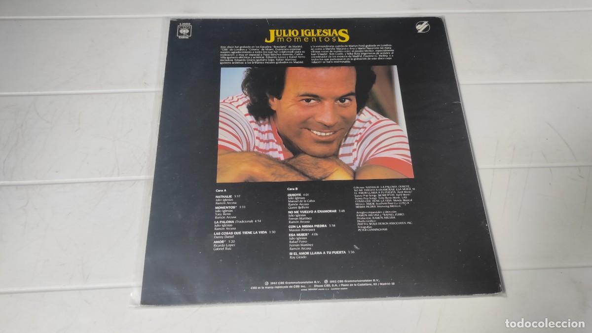 Discos de vinilo: LP JULIO IGLESIAS - MOMENTOS - Foto 2
