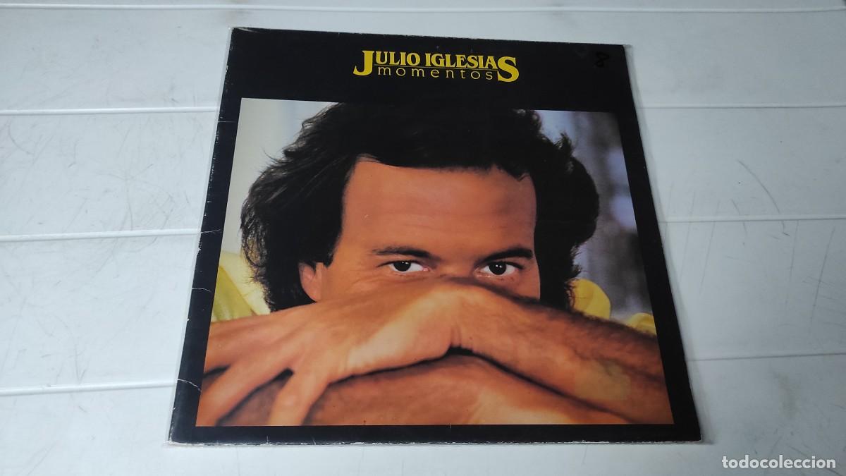 Discos de vinilo: LP JULIO IGLESIAS - MOMENTOS - Foto 1