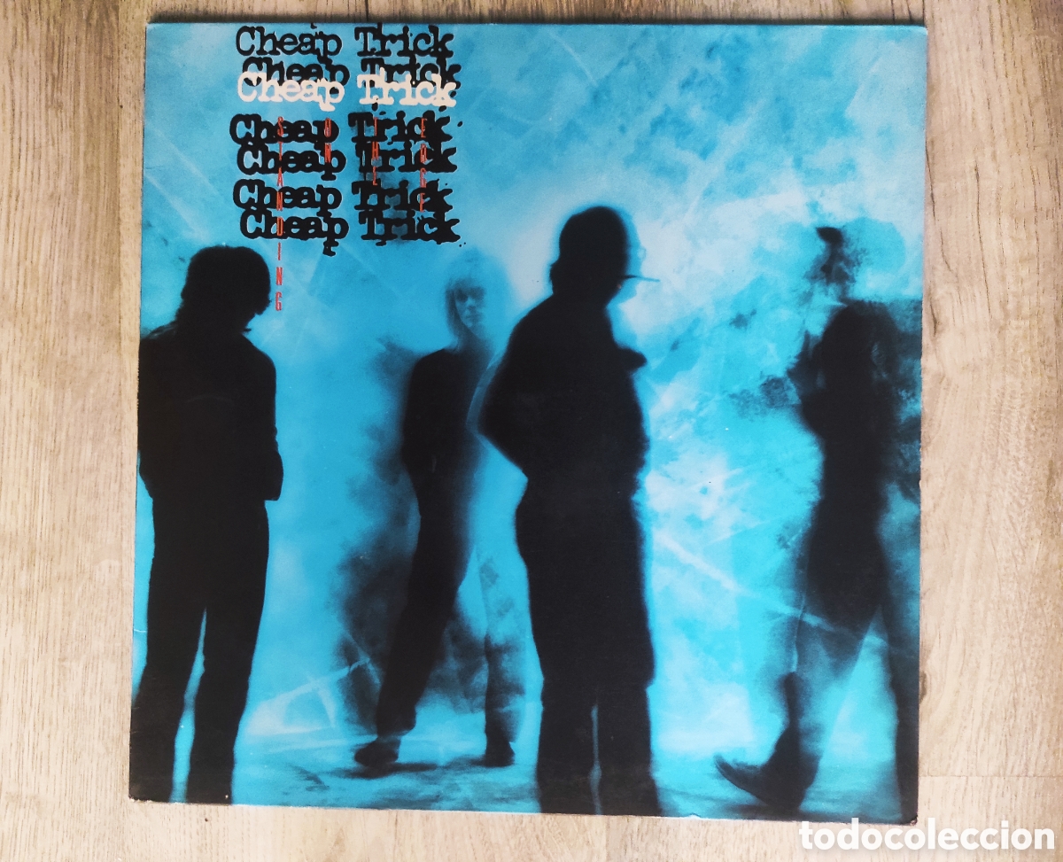 Discos de vinilo: Cheap Trick - Standing on The edge LP - Foto 1