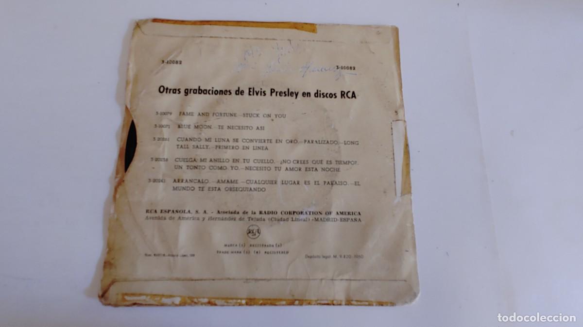 Discos de vinilo: ELVIS PRESLEY-SINGLE IT&acute;S NOW OR NEVER-PORT.REGULAR - Foto 2