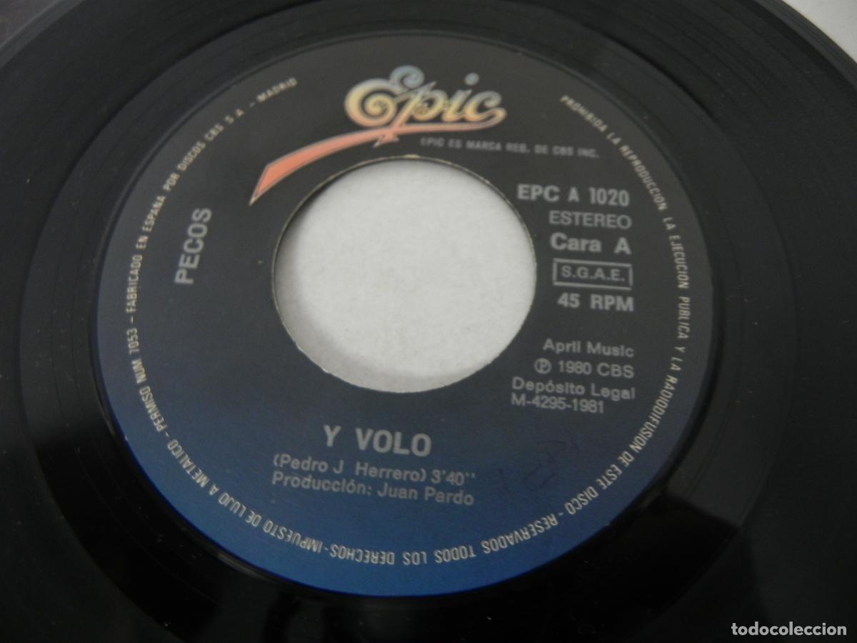 Discos de vinilo: SINGLE LOS PECOS (Y VOL&Oacute; / MADRE) EPIC-1980 - Foto 4