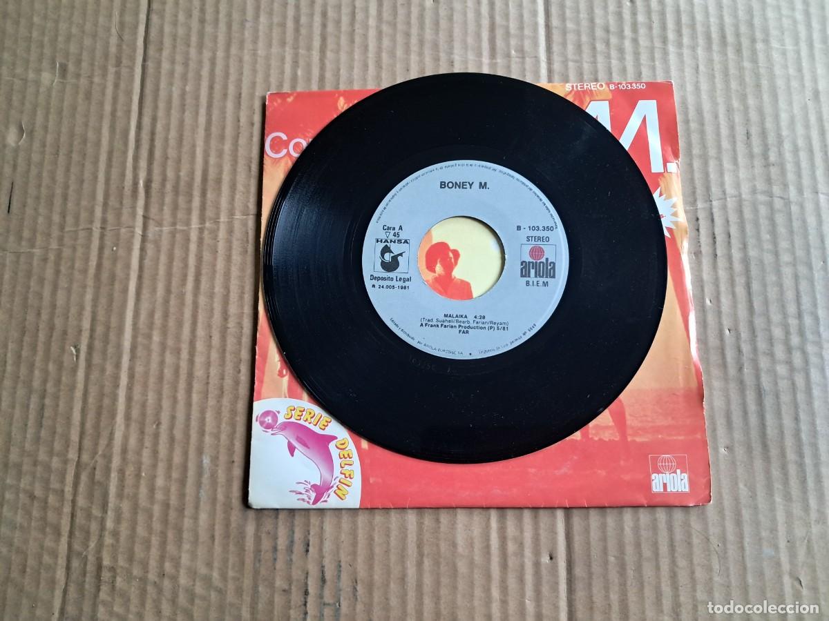 Discos de vinilo: BONEY M - MALAIKA SINGLE 1981 EDICION ESPA&Ntilde;OLA - Foto 2