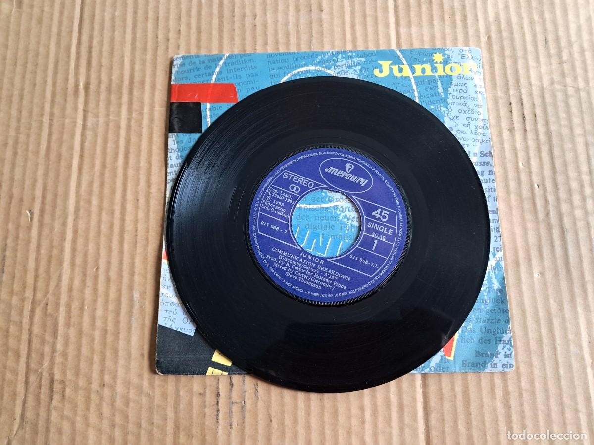 Discos de vinilo: JUNIOR - COMMUNICATION BREAKDOWN SINGLE 1983 EDICION ESPA&Ntilde;OLA - Foto 2