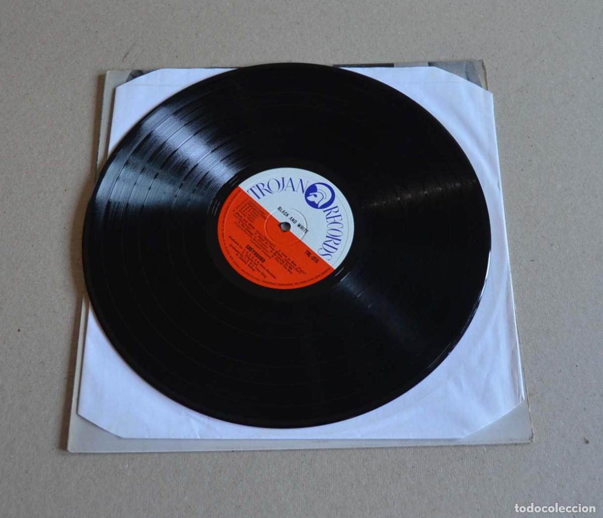 Discos de vinilo: GREYHOUND - BLACK AND WHITE (ed. UK 1971) - Foto 3