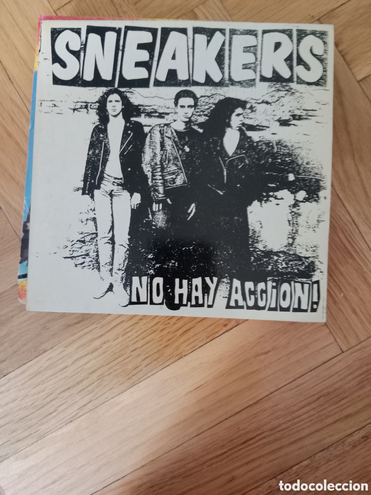 Discos de vinilo: Sneakers - No hay accion - Foto 1