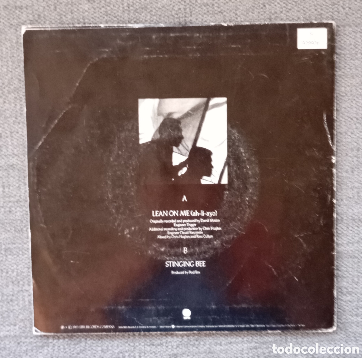 Discos de vinilo: Red Box. Lean On Me/ Stinging Bee. Single 7&rdquo;, a&ntilde;o 1985. - Foto 2