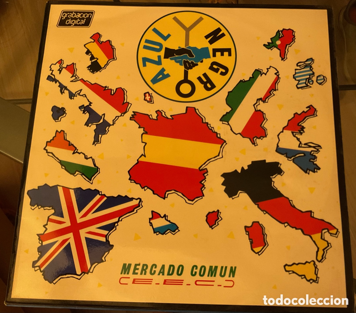 Discos de vinilo: Azul y Negro Babel y Mercado Com&uacute;n - Foto 1