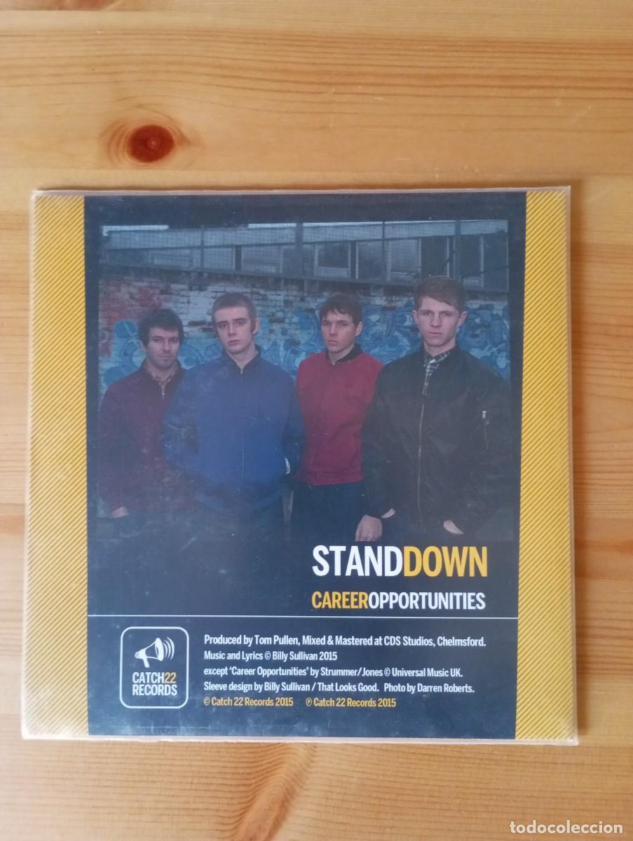 Discos de vinilo: 7&rdquo; The Spitfires Stand Down Career Opportunities single - Foto 2
