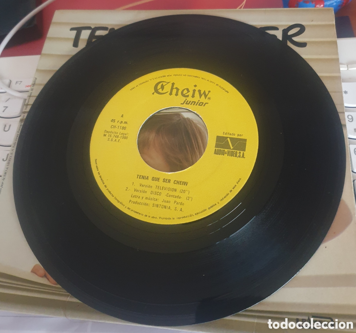 Discos de vinilo: Tenia que ser Cheiw. Juan Pardo - Foto 2