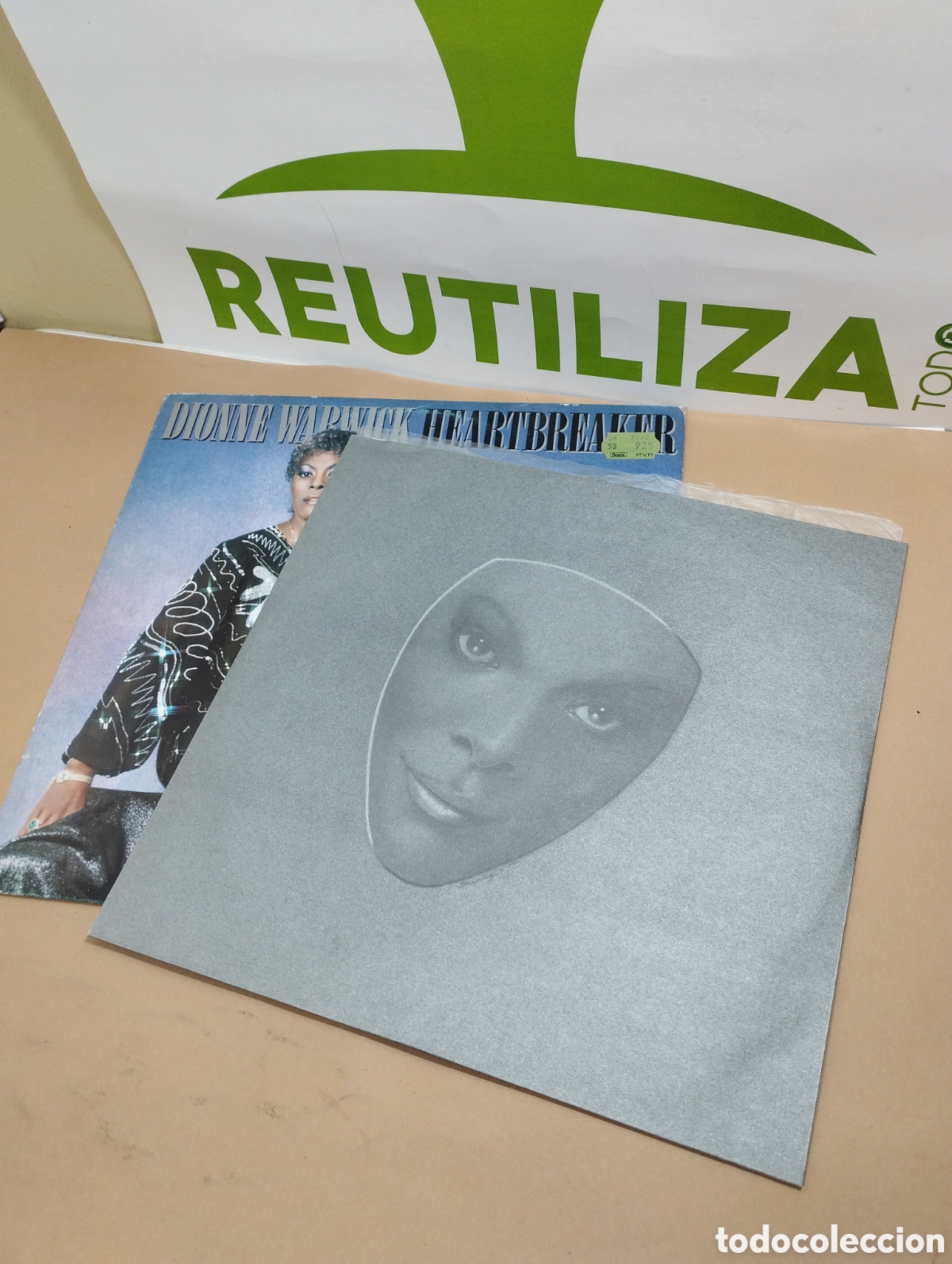 Discos de vinilo: Dionne Warwick. Heartbreaker. Lp - Foto 2