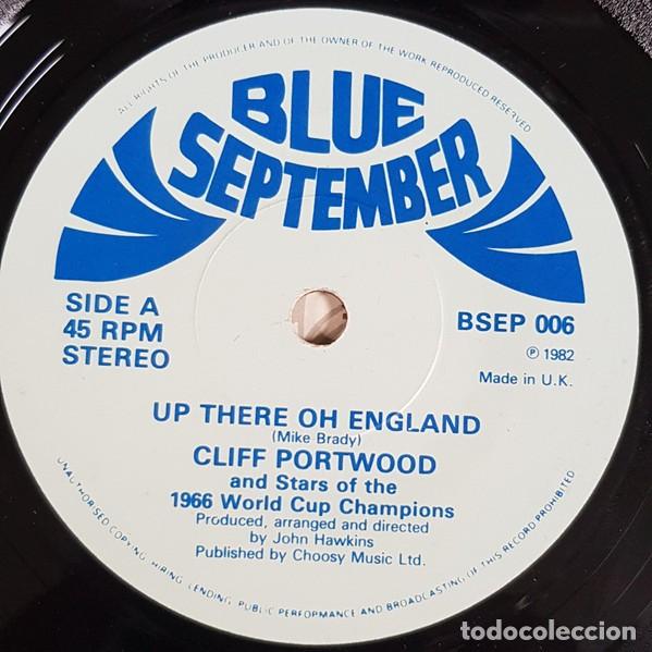Dischi in vinile: Cliff Portwood And Stars Of The 1966 World Cup Champions* &ndash; Up There Oh England / Football Medley