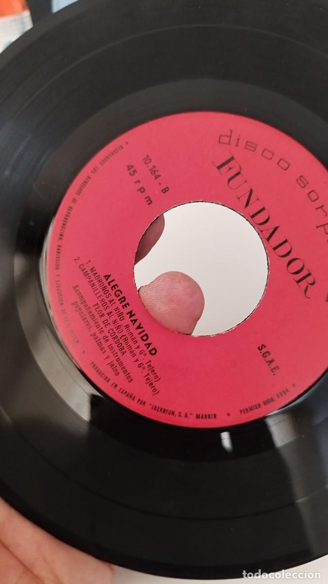 Discos de vinilo: Alegre Navidad - disco sorpresa fundador.Single - Foto 3