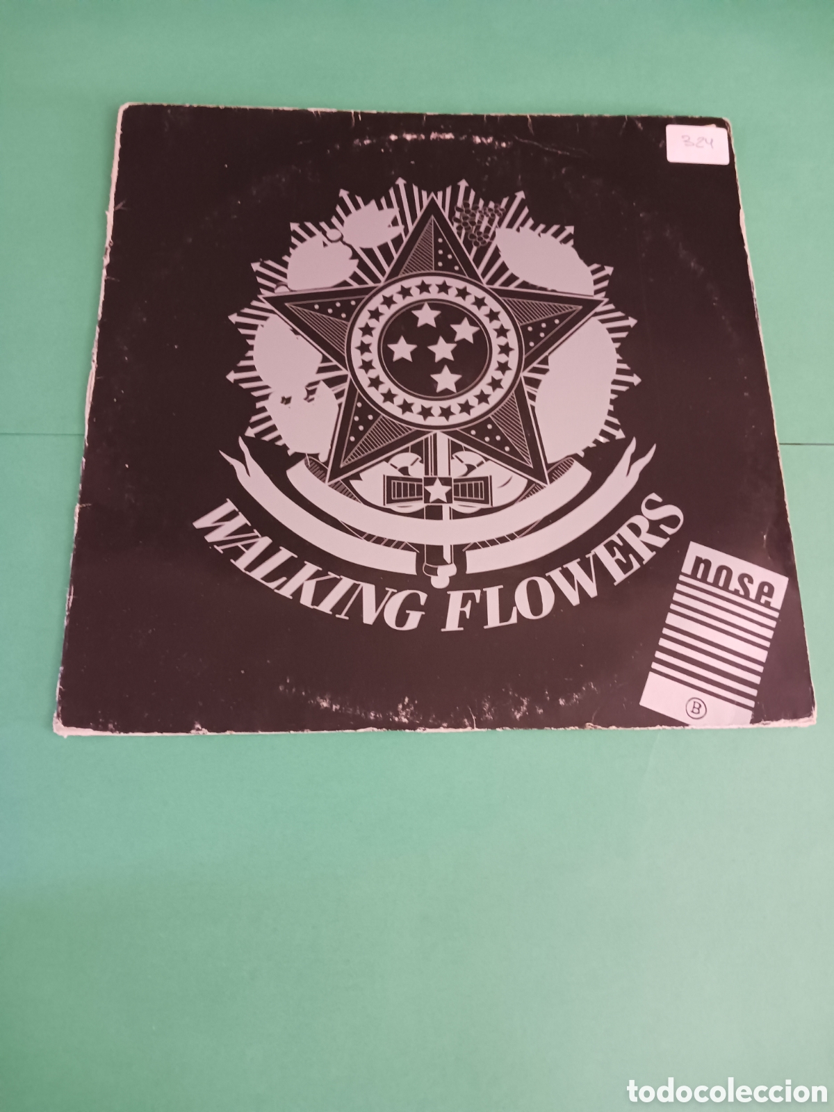 Discos de vinilo: Vinilo Walkilng Flowers / A Lover Spurned - Foto 1