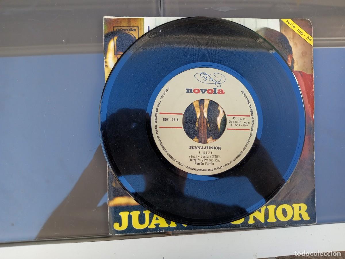 Discos de vinilo: JUAN Y JUNIOR - LA CAZA (SINGLE) 1967 - Foto 3
