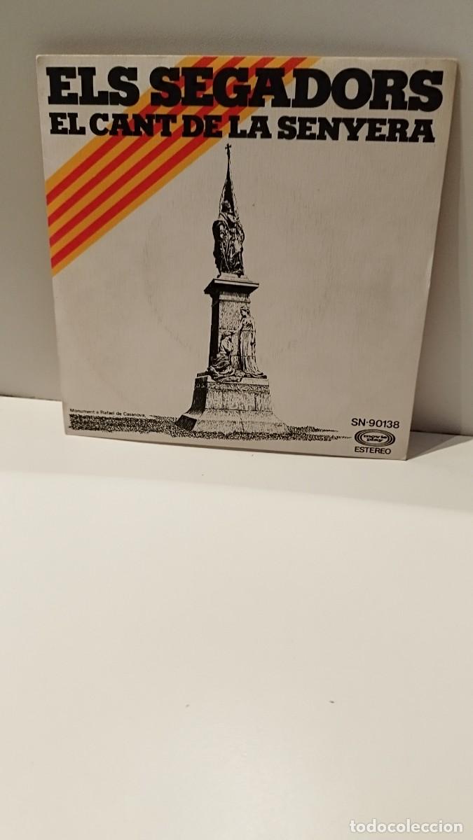 Discos de vinilo: ELS SEGADORS EL CANT DE LA SENYERA. Single - Foto 1
