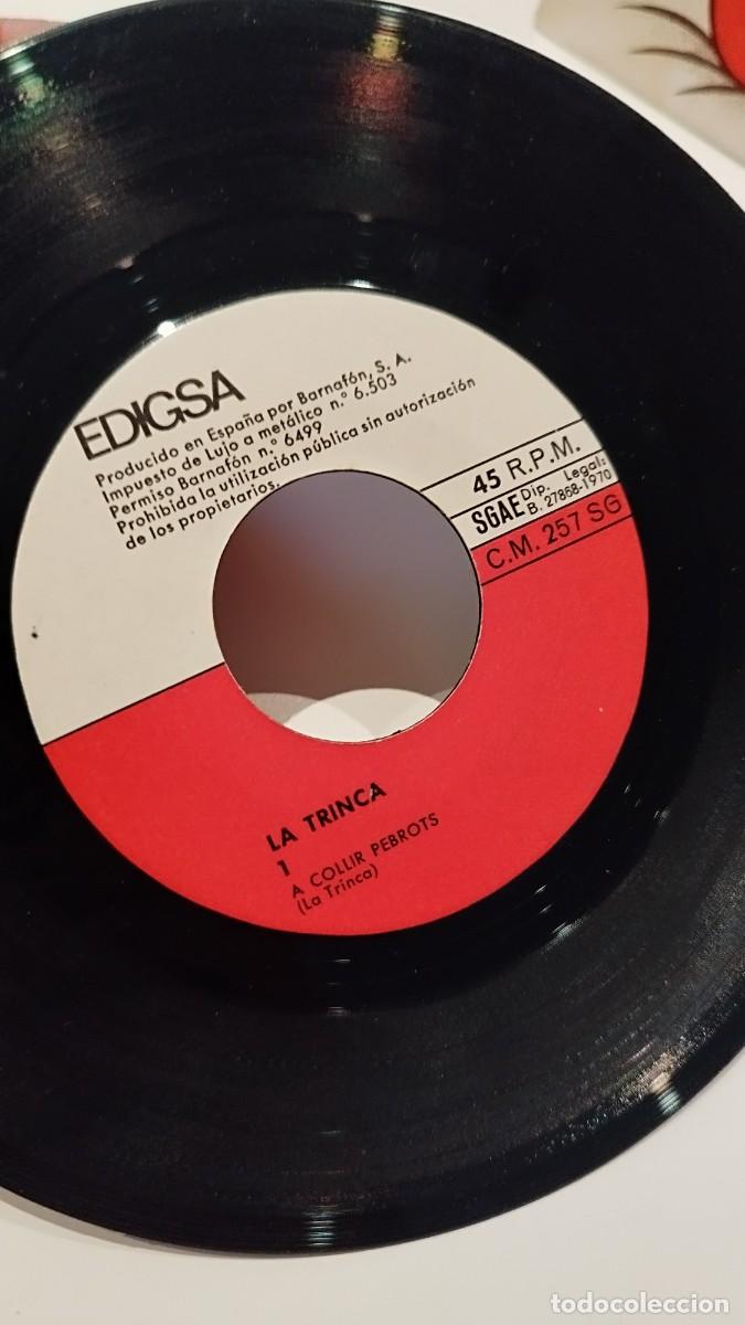 Discos de vinilo: La Trinca ,A collir pebrots,moros a la costa. Single - Foto 2