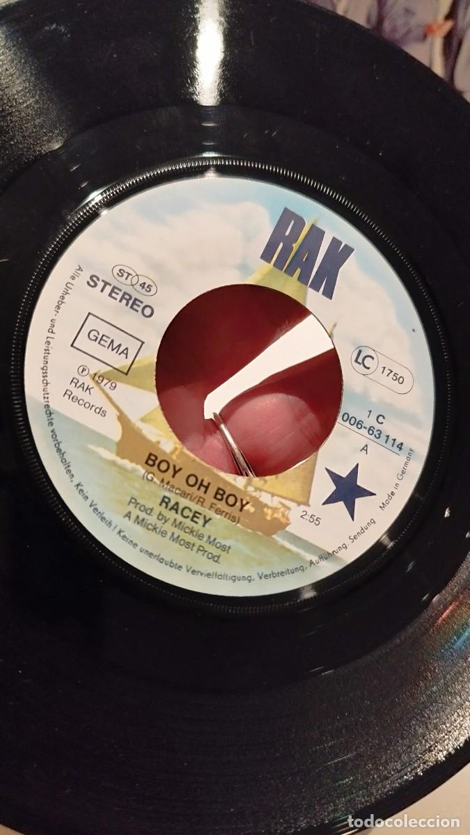 Discos de vinilo: Racey ,SENSATIONAL BUZZ. Single - Foto 2