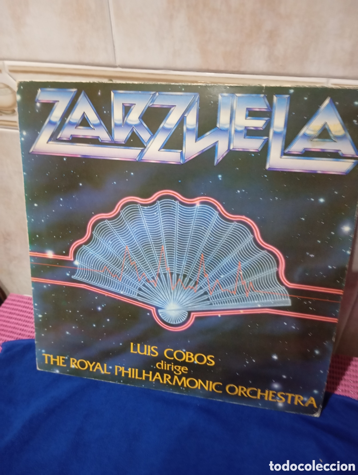 Discos de vinilo: Disco en vinilo del a&ntilde;o 1982. - Foto 5