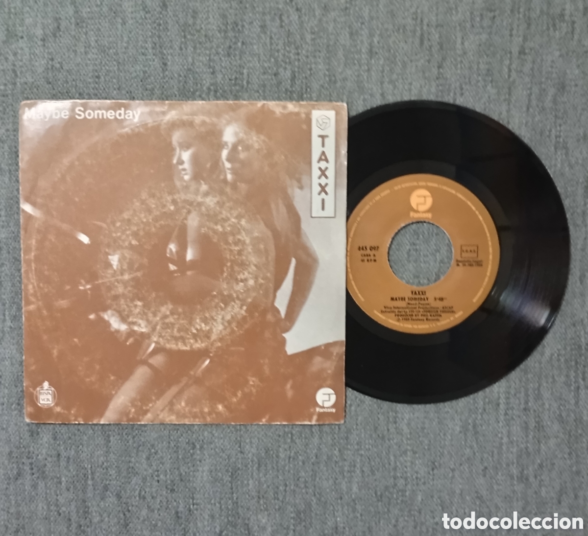 Discos de vinilo: Taxxi. Maybe Someday/ Metro Boulot Dodo. Single 7&rdquo; a&ntilde;o 1983.