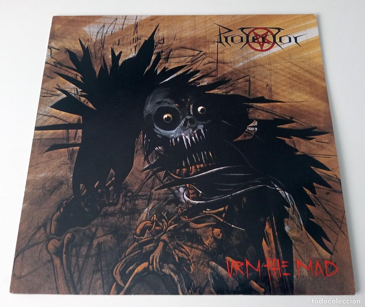 Discos de vinilo: LP PROTECTOR - URM THE MAD - Foto 1