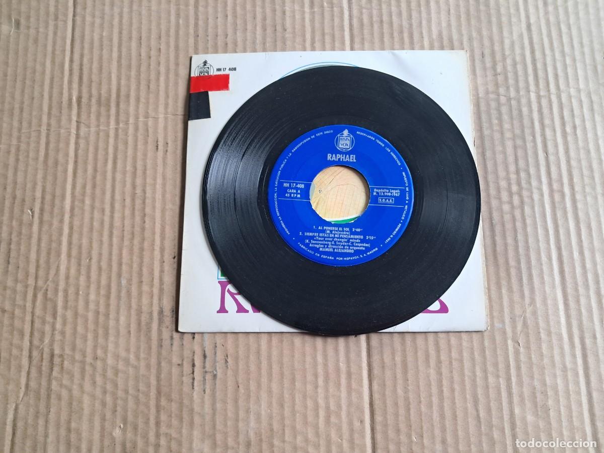 Discos de vinilo: RAPHAEL - AL PONERSE EL SOL EP 4 TEMAS 1967 - Foto 2