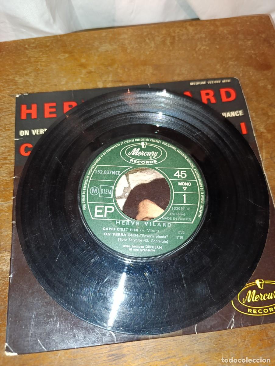 Discos de vinilo: Disco de vinilo Herv&eacute; Vilard &ndash; Capri Cest Fini - Foto 4