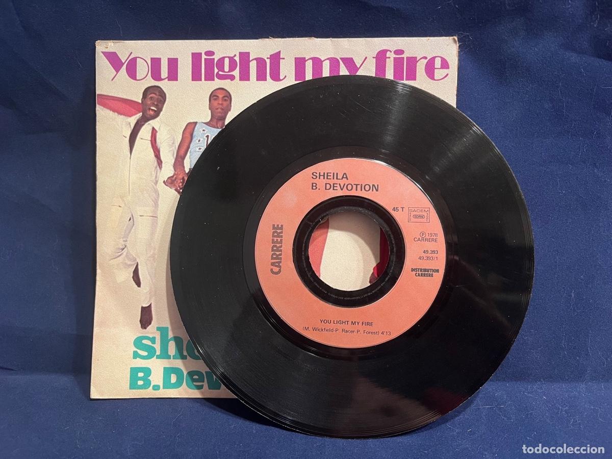 Discos de vinilo: SHEILA B. DEVOTION 45rpm &rdquo;You light my fire&rdquo; - Foto 5