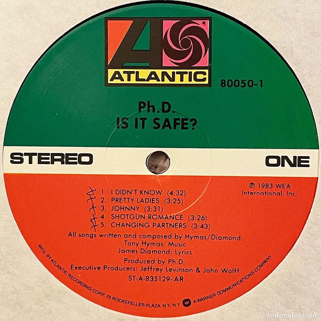 Discos de vinilo: PH.D. / IS IT SAFE? / LP 1983 / AM USA - Foto 4