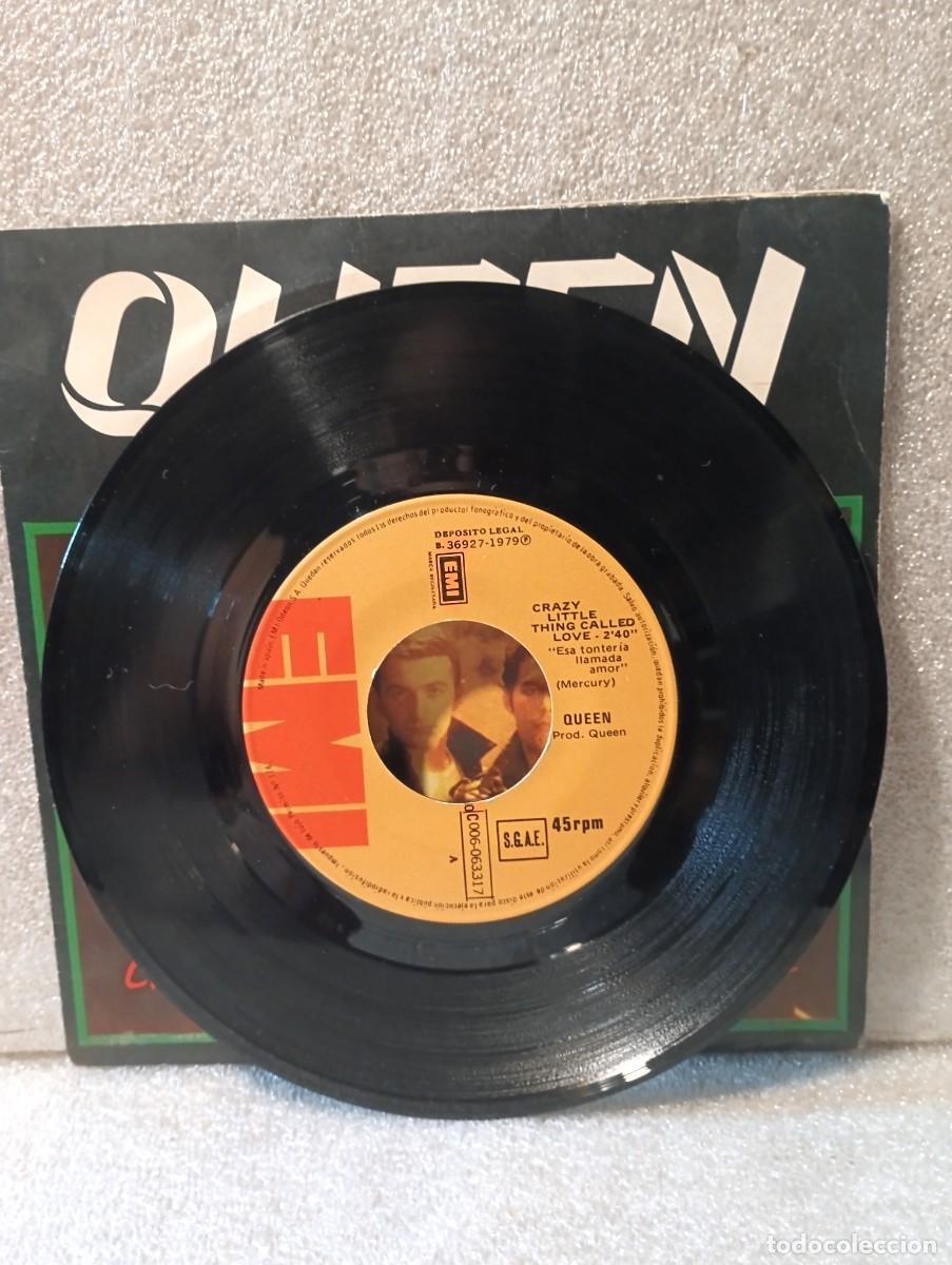 Discos de vinilo: QUEEN-Crazy little thing... . - Foto 2
