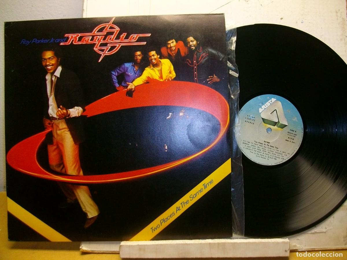 Discos de vinilo: Raydio -Two Places At The Same Time LP 1980 - Foto 1