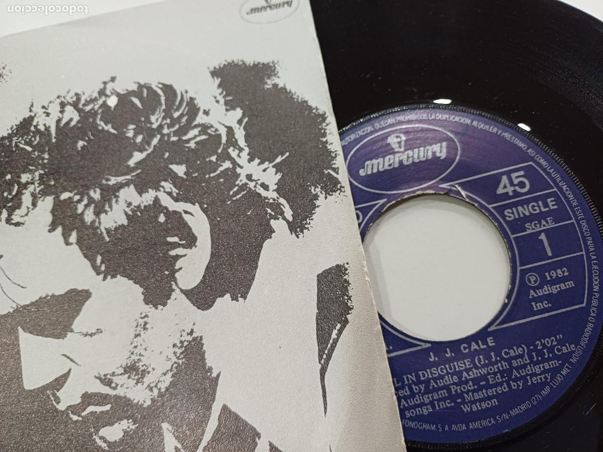 Discos de vinilo: J.J.CALE/DEVIL IN DISGUISE/SINGLE. - Foto 2