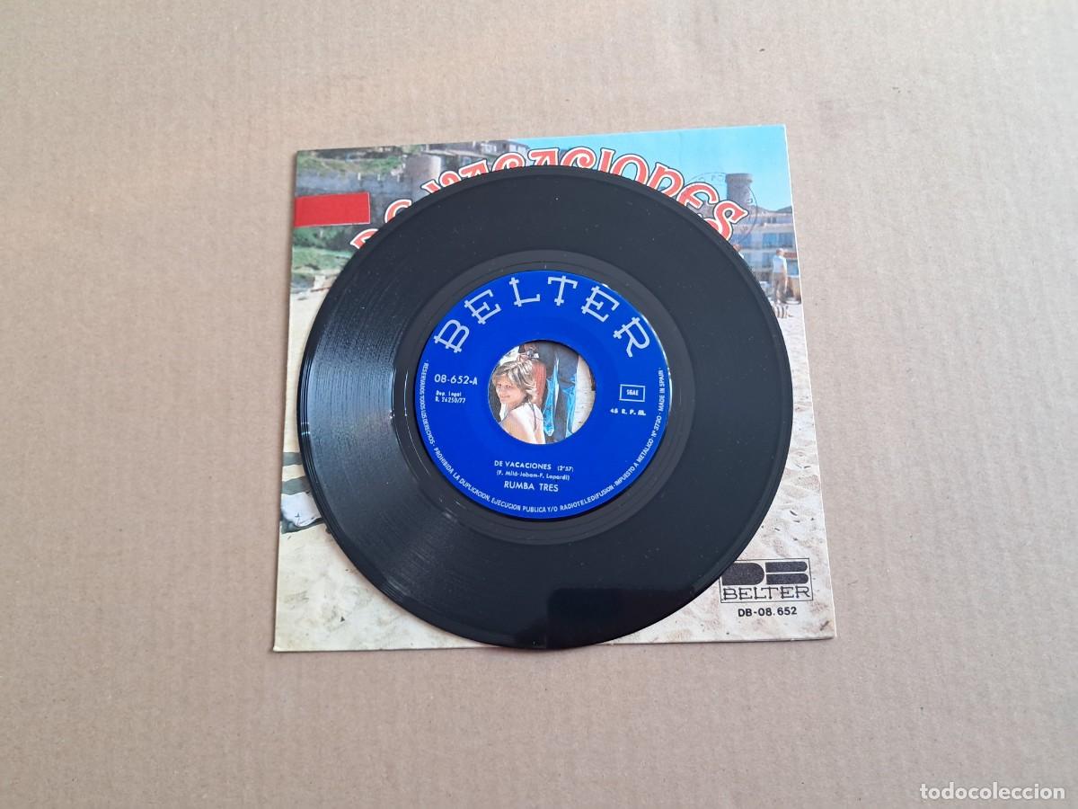Discos de vinilo: RUMBA TRES - DE VACACIONES SINGLE 1977 - Foto 2