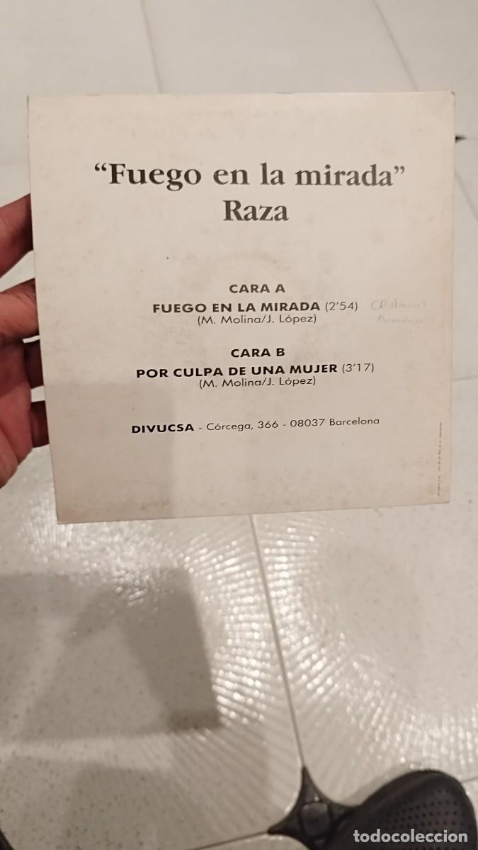 Discos de vinilo: Raza - fuego en la mirada. Vinilo 7&rdquo;. - Foto 2