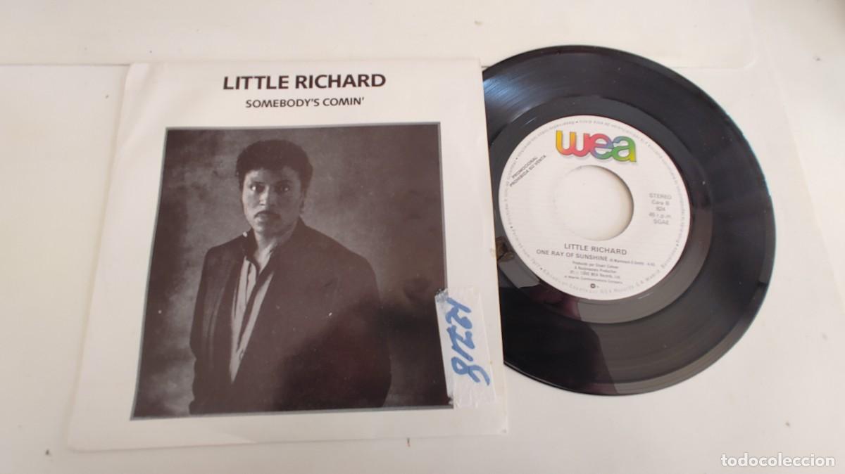 Discos de vinilo: LITTLE RICHARD-SINGLE SOMEBODY&acute;S COMIN - Foto 1