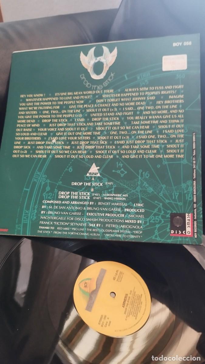 Discos de vinilo: Amnesia &ndash; Drop The Stick. Vinilo Maxi single 12&rdquo;. - Foto 3