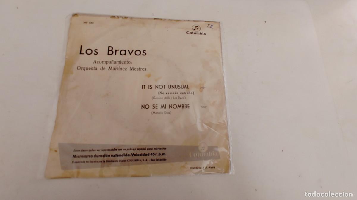 Discos de vinilo: LOS BRAVOS-SINGLE IT&acute;S NOT UNUSUAL - Foto 2