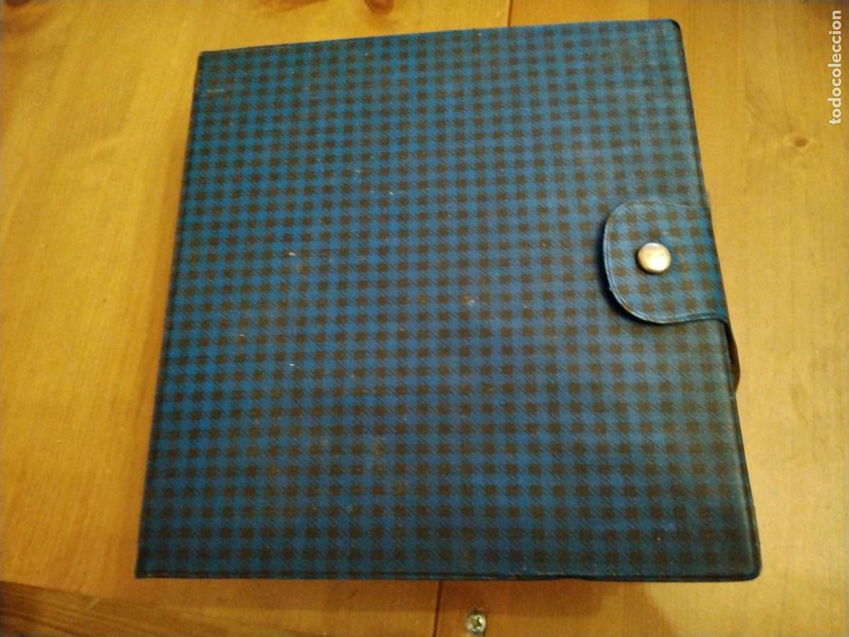 Discos de vinilo: Lote 23 singles varios con estuche - Foto 1